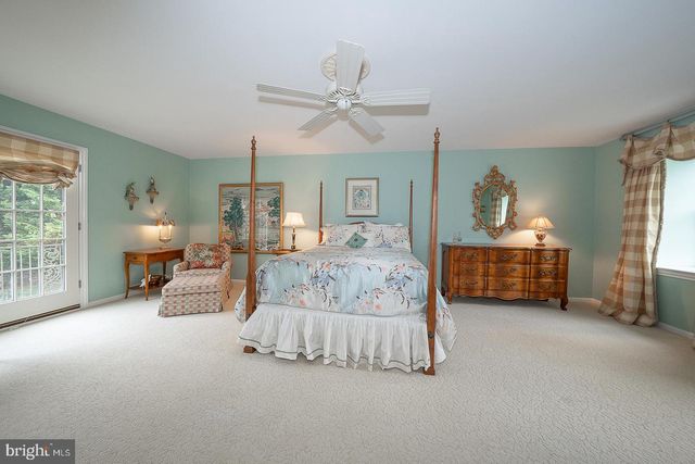 160 ABRAHAMS LN, Villanova, PA 19085