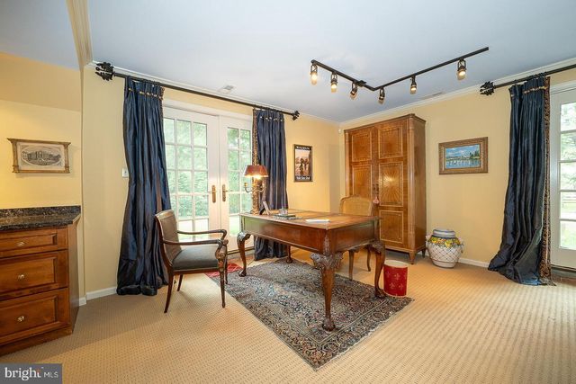 160 ABRAHAMS LN, Villanova, PA 19085