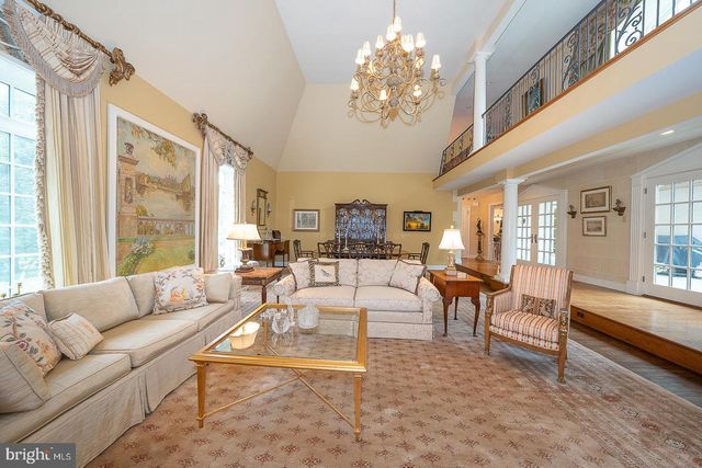 160 ABRAHAMS LN, Villanova, PA 19085