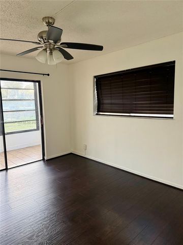 9920 NW 68th Pl 110, Tamarac, FL 33321