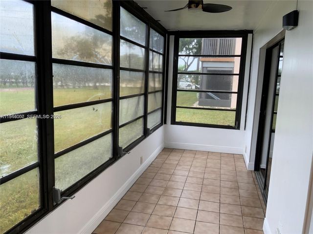 9920 NW 68th Pl 110, Tamarac, FL 33321