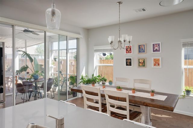 348 Lacey Oak LOOP, San Marcos, TX 78666