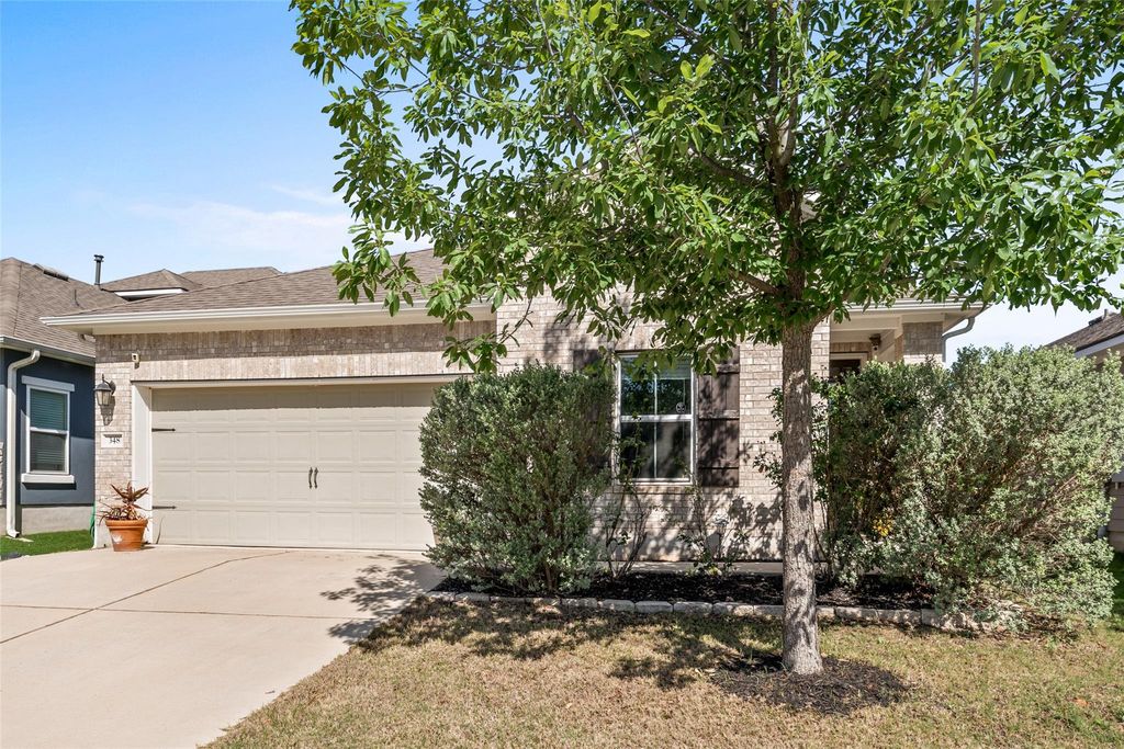 348 Lacey Oak LOOP, San Marcos, TX 78666