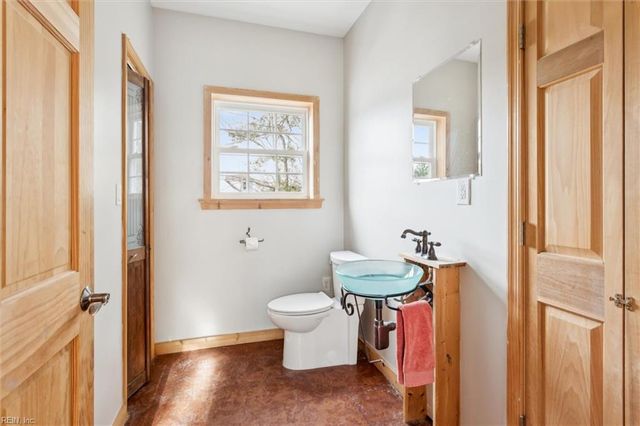 706 Yorktown RD, Poquoson, VA 23662