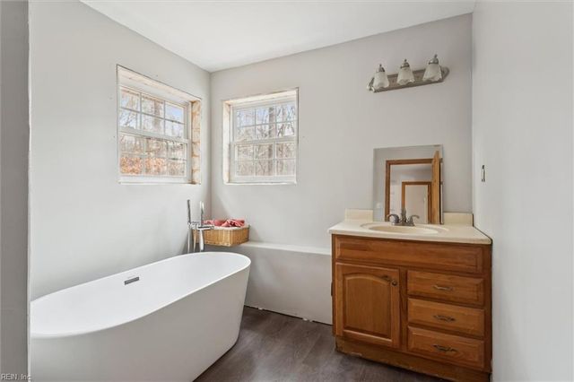 706 Yorktown RD, Poquoson, VA 23662