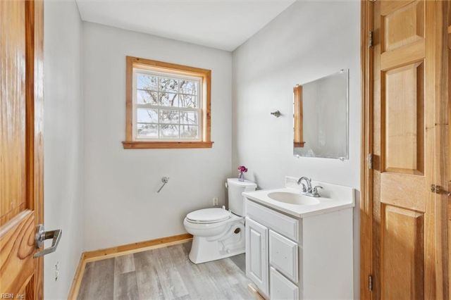 706 Yorktown RD, Poquoson, VA 23662