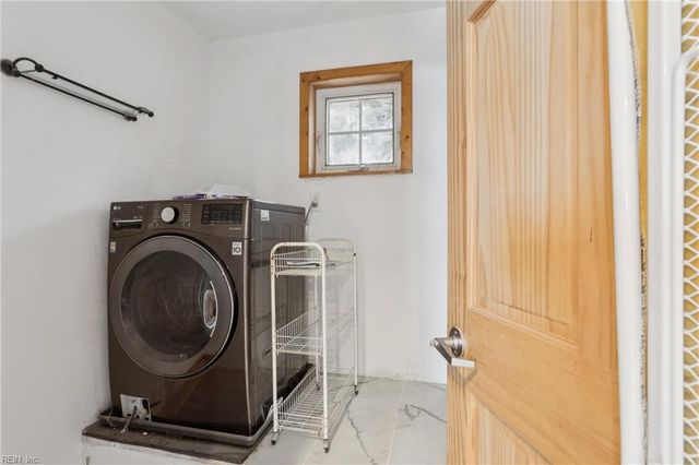 706 Yorktown RD, Poquoson, VA 23662