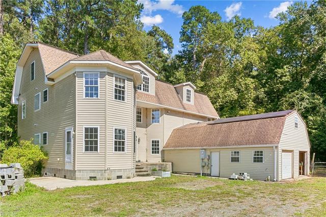 706 Yorktown RD, Poquoson, VA 23662