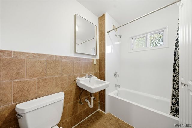 249 Oxford Avenue, Buffalo, NY 14209