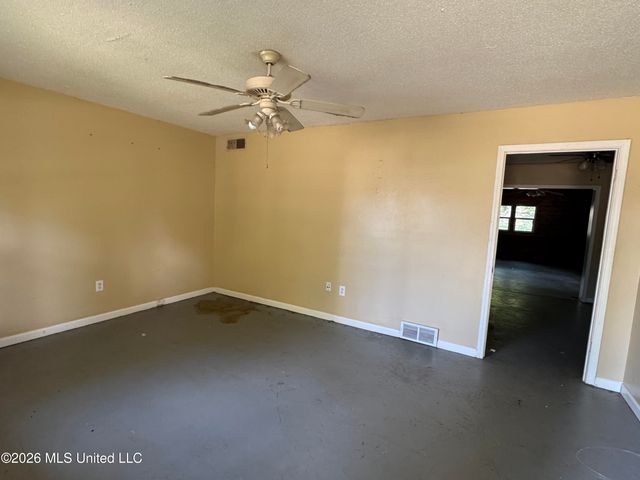 5777 Patricia Drive, Horn Lake, MS 38637