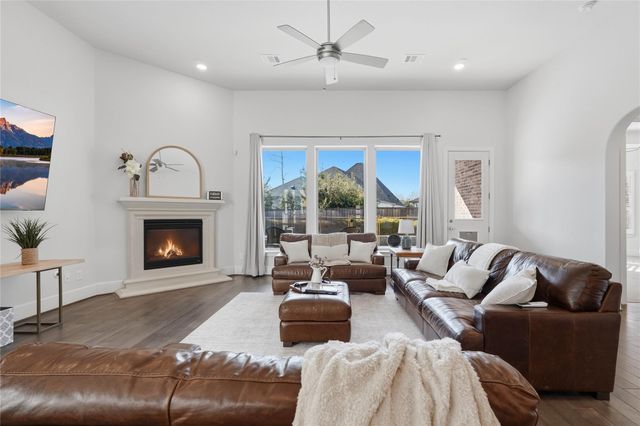 73 Madrone Terrace Place, The Woodlands, TX 77375