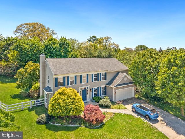 7 CRYSTAL CT, Sicklerville, NJ 08081