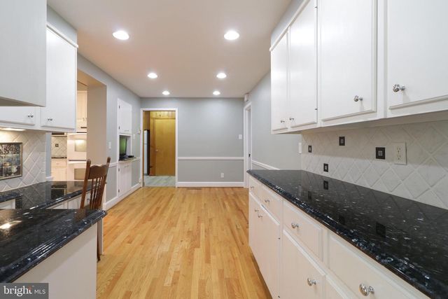 505 HILLCREST AVE, State College, PA 16803