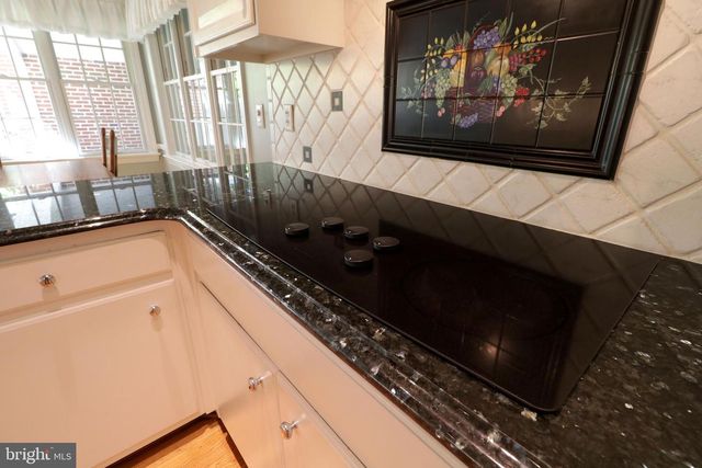 505 HILLCREST AVE, State College, PA 16803