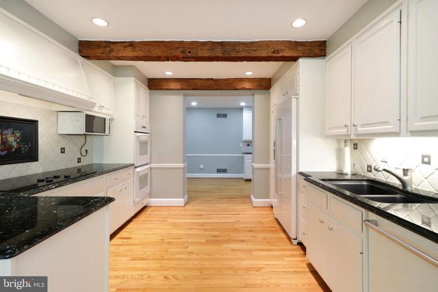 505 HILLCREST AVE, State College, PA 16803