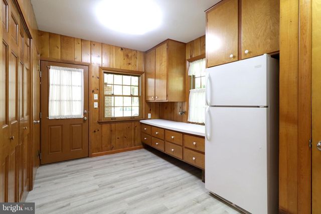 505 HILLCREST AVE, State College, PA 16803