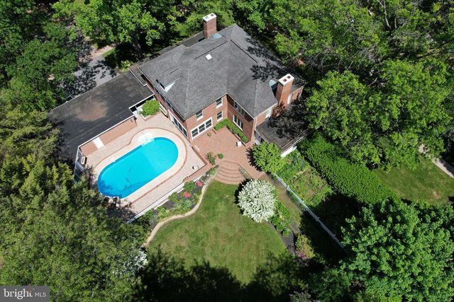 505 HILLCREST AVE, State College, PA 16803