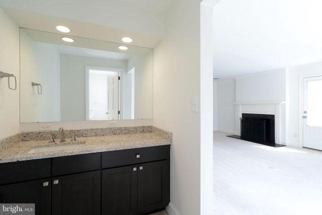 505 HILLCREST AVE, State College, PA 16803