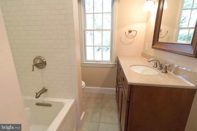 505 HILLCREST AVE, State College, PA 16803