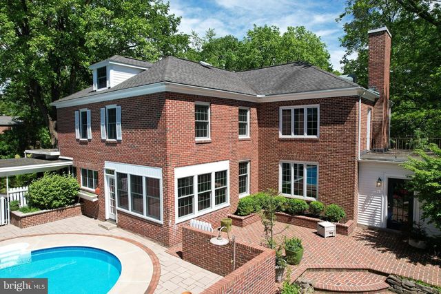 505 HILLCREST AVE, State College, PA 16803