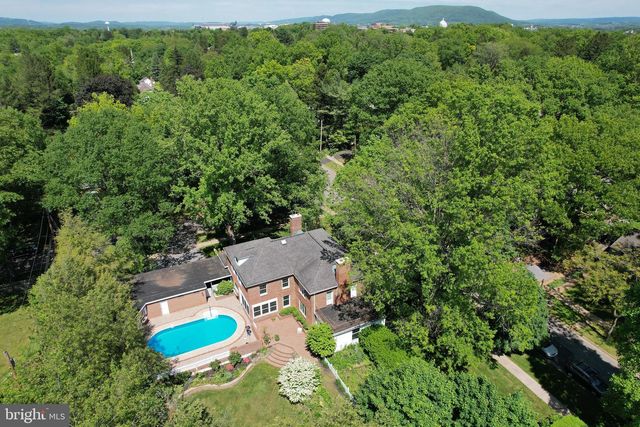 505 HILLCREST AVE, State College, PA 16803