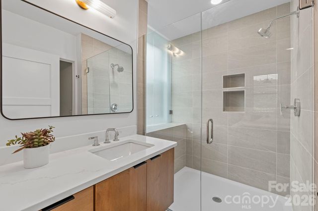 134 Biltmore Avenue 2, Asheville, NC 28801