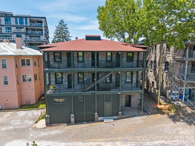 134 Biltmore Avenue 2, Asheville, NC 28801