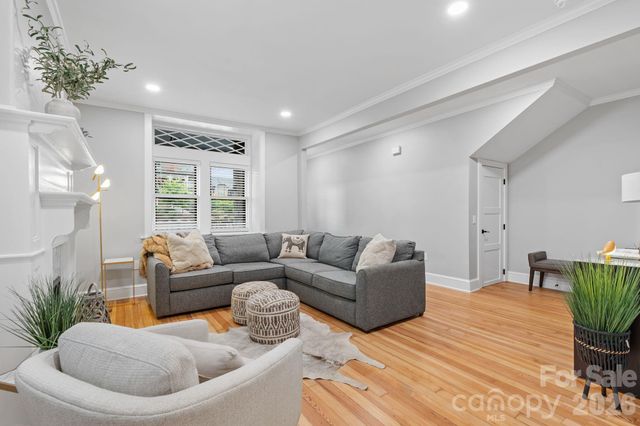 134 Biltmore Avenue 2, Asheville, NC 28801