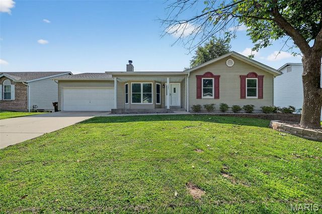 797 Estes Park Drive, St Peters, MO 63376