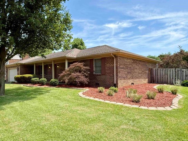 5466 W Sherwood Drive, Newburgh, IN 47630