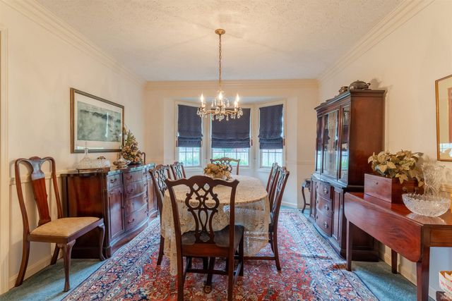 5466 W Sherwood Drive, Newburgh, IN 47630