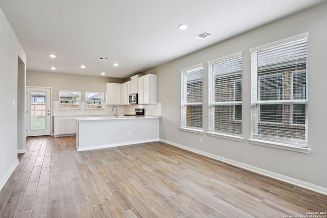 9926 Medicine Hat, San Antonio, TX 78254