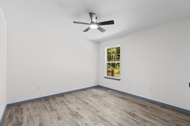 137 Praters, Resaca, GA 30721