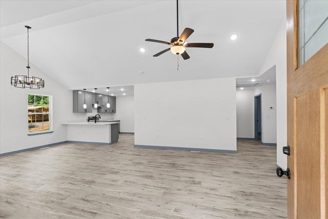 137 Praters, Resaca, GA 30721