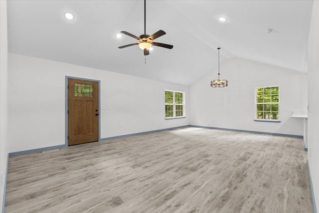 137 Praters, Resaca, GA 30721