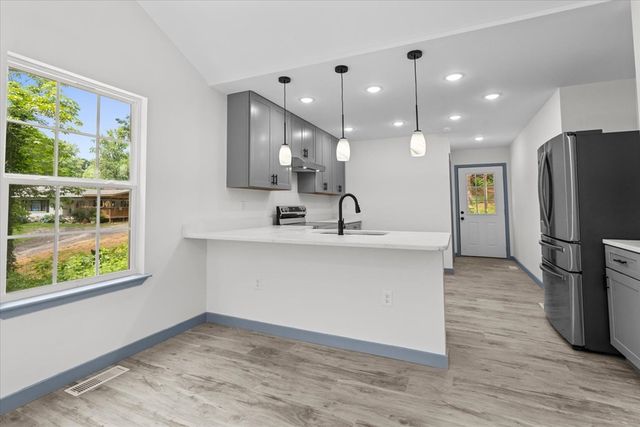 137 Praters, Resaca, GA 30721