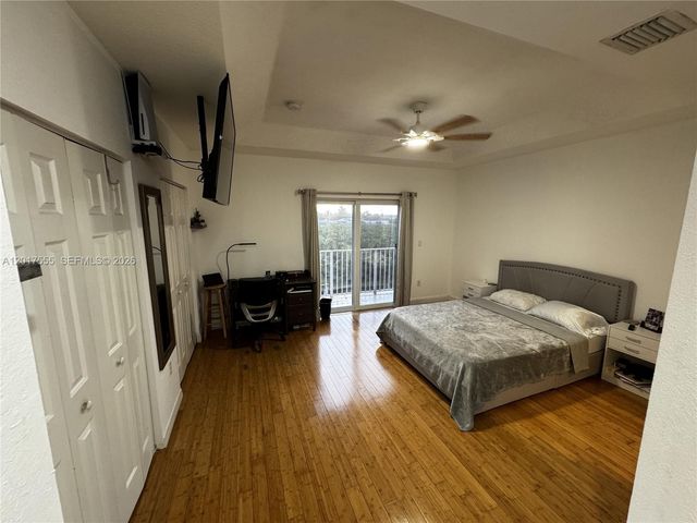 17184 SW 138th Ct, Miami, FL 33177
