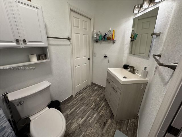 17184 SW 138th Ct, Miami, FL 33177