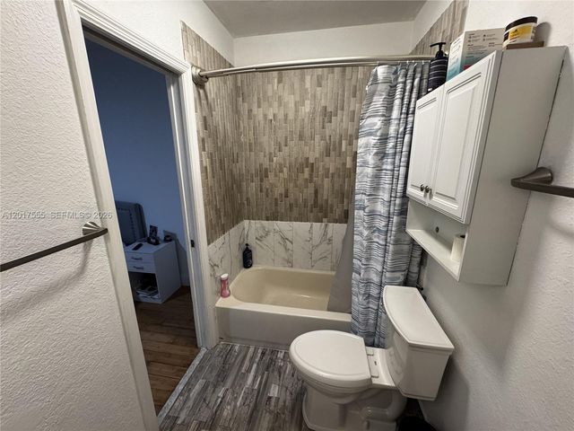 17184 SW 138th Ct, Miami, FL 33177