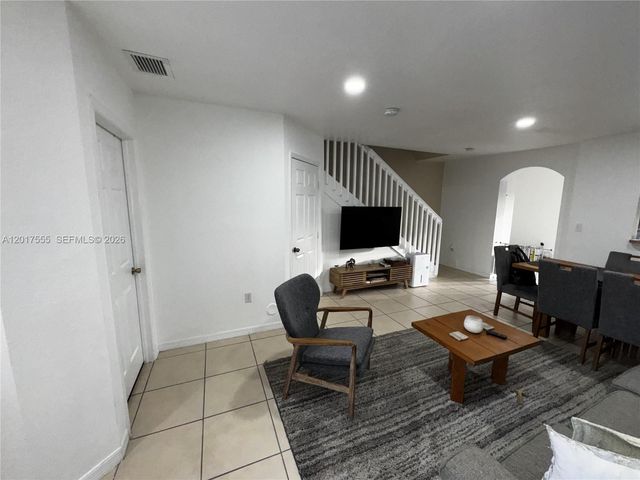 17184 SW 138th Ct, Miami, FL 33177
