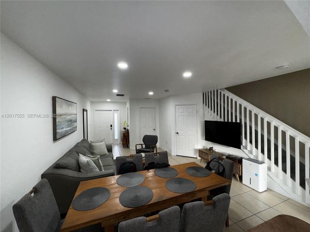 17184 SW 138th Ct, Miami, FL 33177
