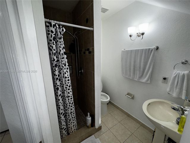 17184 SW 138th Ct, Miami, FL 33177