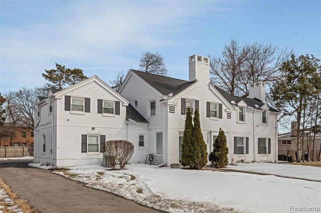 17200 Pontchartrain Boulevard, Highland Park, MI 48203