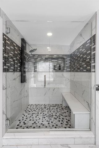 17200 Pontchartrain Boulevard, Highland Park, MI 48203