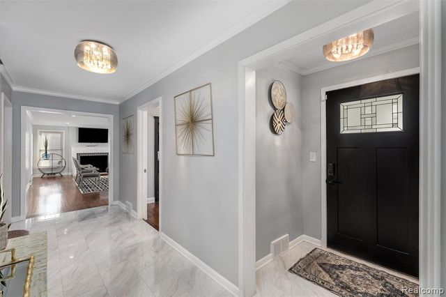 17200 Pontchartrain Boulevard, Highland Park, MI 48203