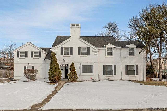 17200 Pontchartrain Boulevard, Highland Park, MI 48203