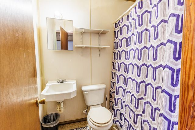 312 W Live Oak, Malone, TX 76660