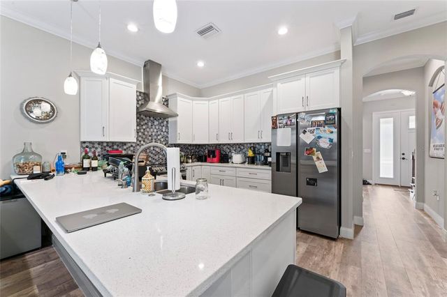 4142 N NEBRASKA AVE, Tampa, FL 33603