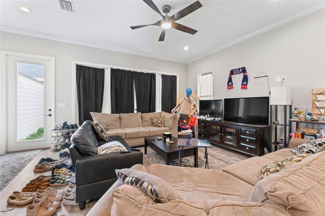 4142 N NEBRASKA AVE, Tampa, FL 33603