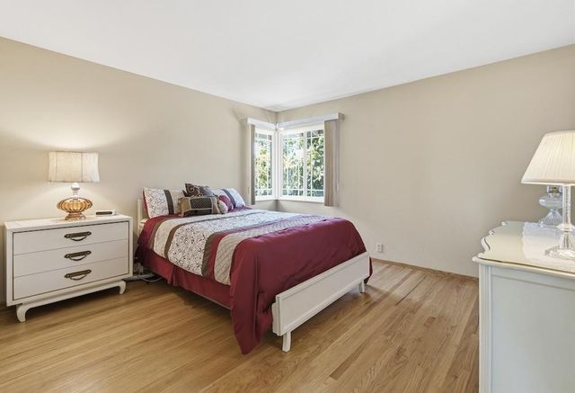 10730 La Roda Drive, Cupertino, CA 95014